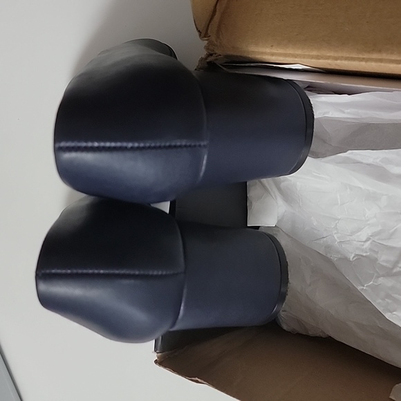 Naturalizer Pumps 7.5 Wide 'NIB' - Picture 5 of 16